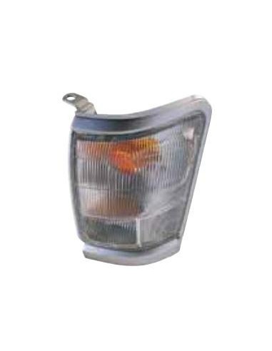 The arrow light left front Toyota Hilux 1998 to 2000 gray border Aftermarket Lighting