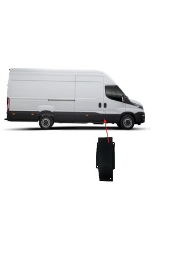 Side trim right hand cab for Iveco Daily 2014 onwards Aftermarket Bumpers and accessories